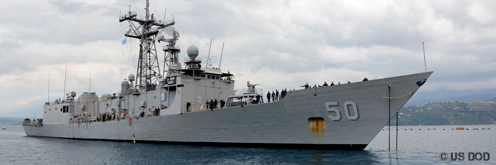 Photo USS Taylor (FFG 50)